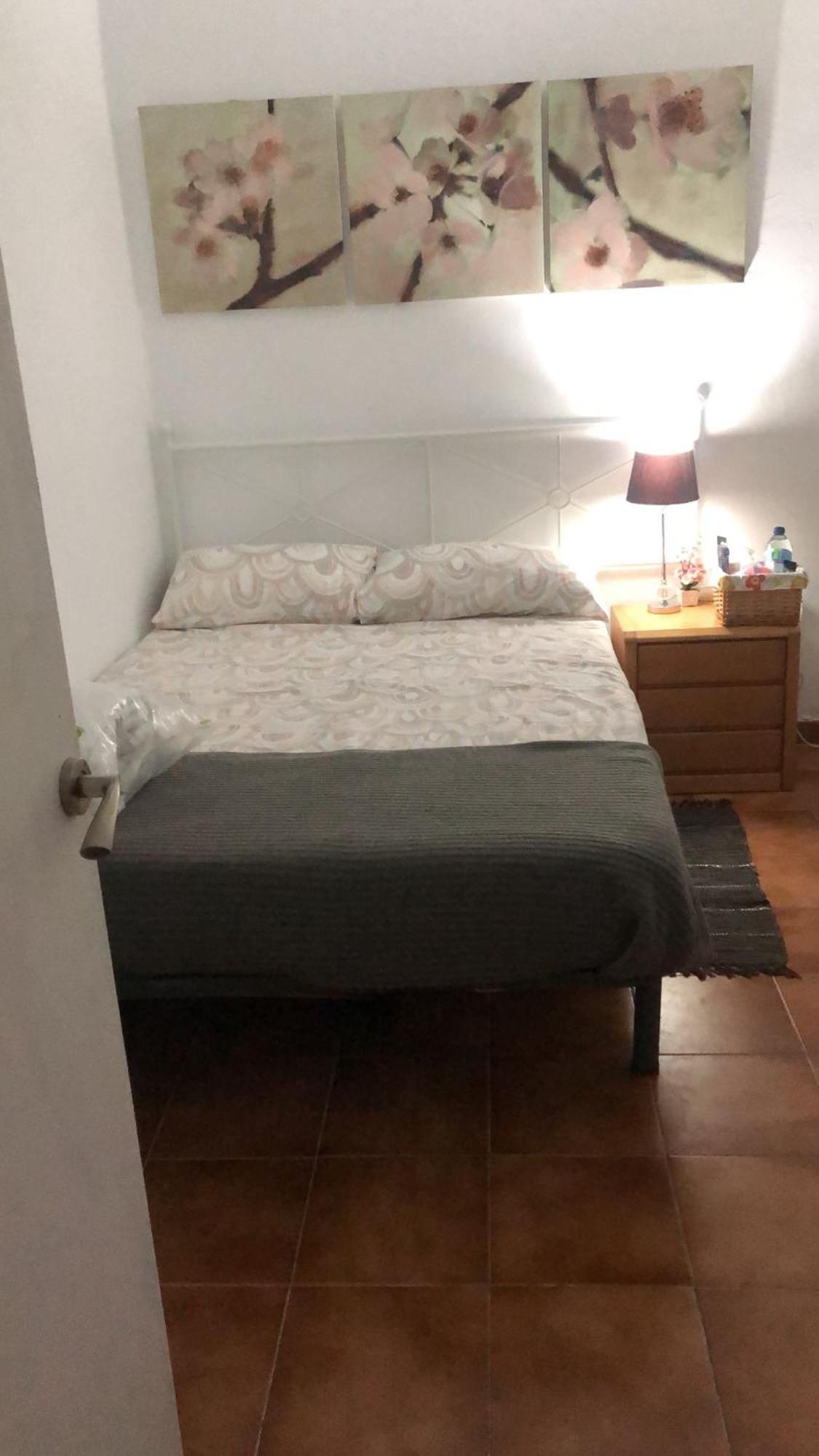 Alquiler Habitacion- Descanso Sabadell - Bano Compartido Extérieur photo